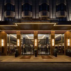 ***** Отель Hilton Plaza Австрия