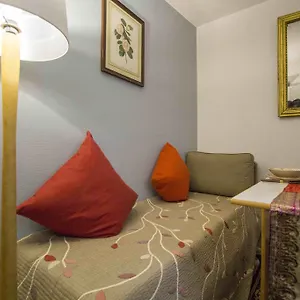 **** Отель Des Arts Montmartre Франция