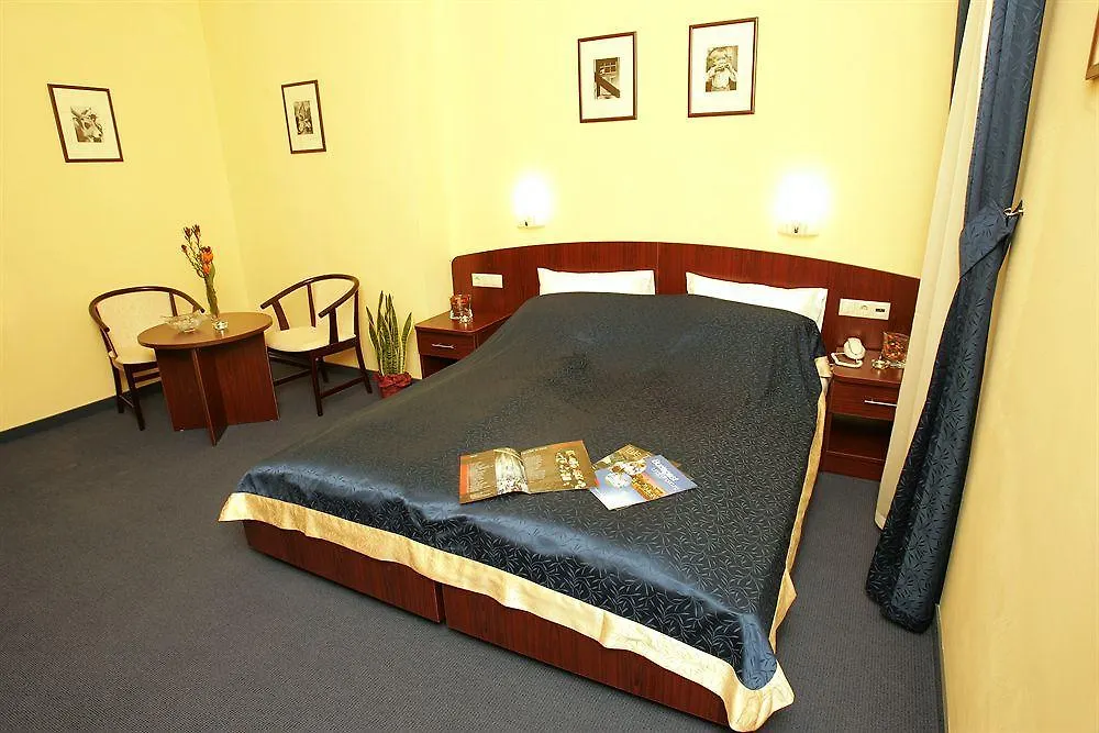Hotel Central Basilica Budapest 4*,  Ungheria