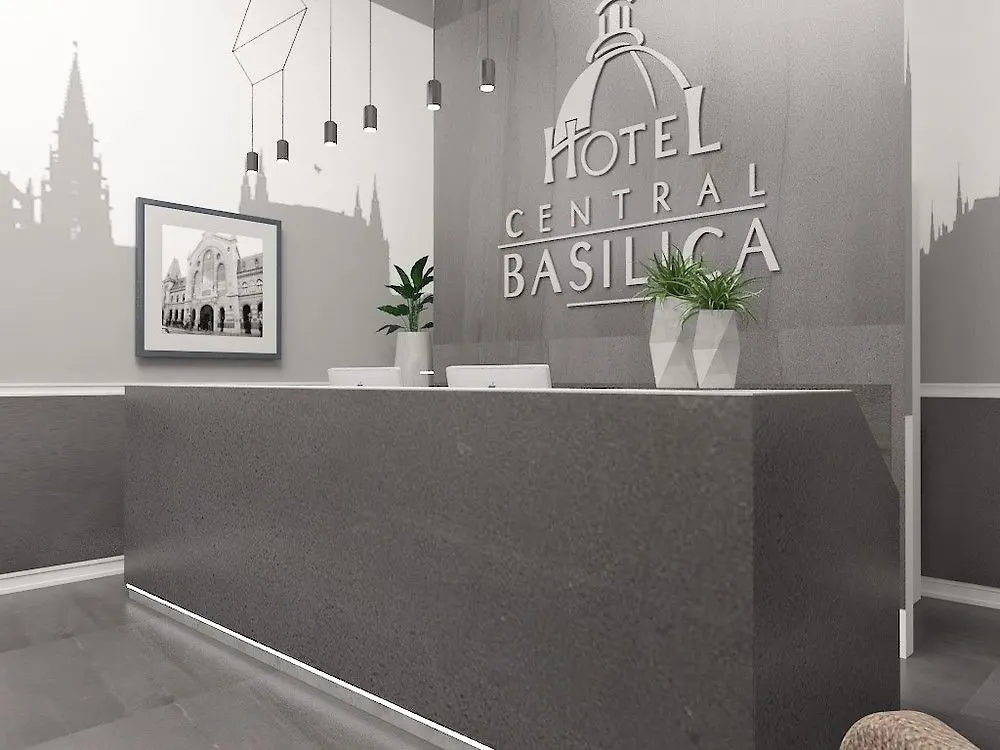 ****  Hotel Central Basilica Budapest Hungría